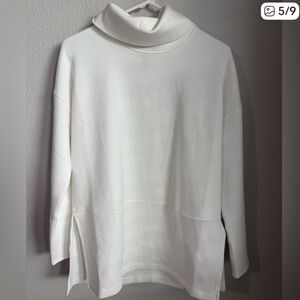 SPANX AirEssentials White Turtleneck Tunic - large